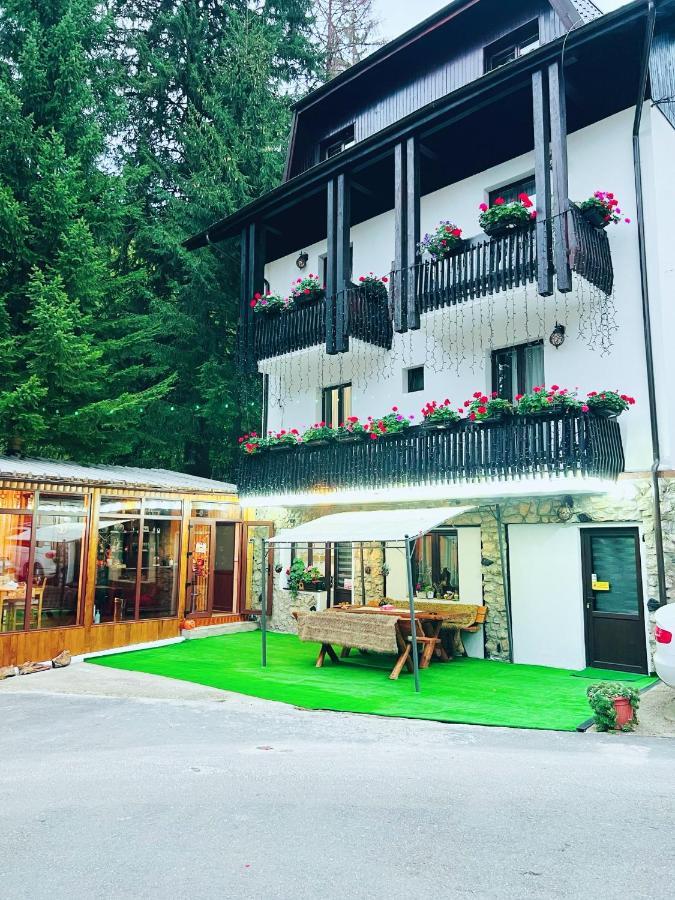Cabana Din Poienita Poiana Brasov Eksteriør bilde